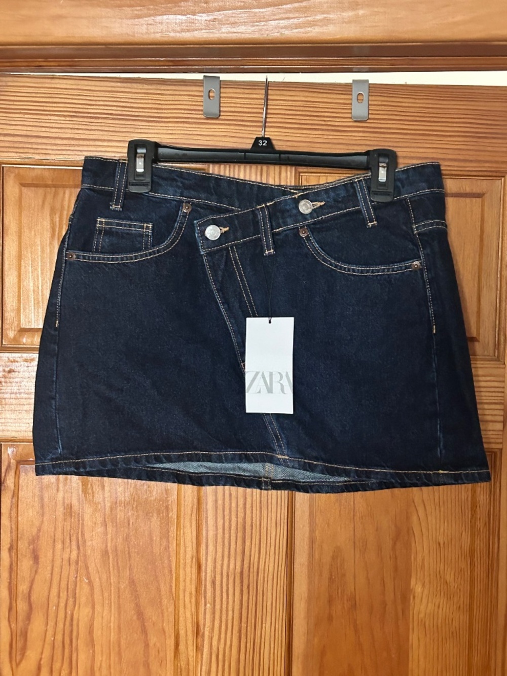 Dark denim mini skirt - Picture 2 of 2